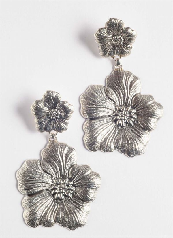 A pair of sterling 925 earrings. Signed Gianmaria Buccellati