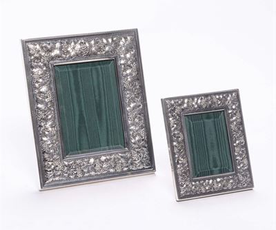 Lotto Composto da Due Cornici con Decoro a Motivo di Vite e Uva. Sterling 925, Gianmaria Buccella...