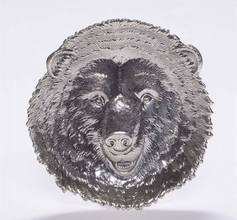Piatto sterling 925 decorato con orso. Gianmaria Buccellati  - Asta Argenti e Gioielli Antichi e Contemporanei - Cambi Casa d'Aste