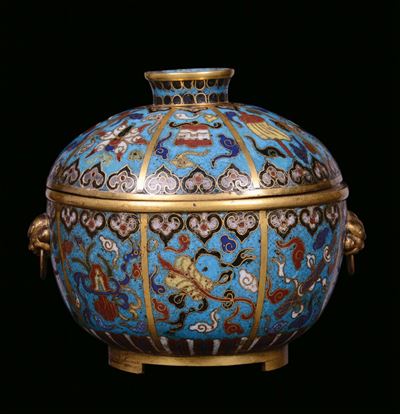 Piccola Zuppiera con Coperchio Cloisonné, Cina, Dinastia Qing, Periodo Qianlong (1736-1795)
