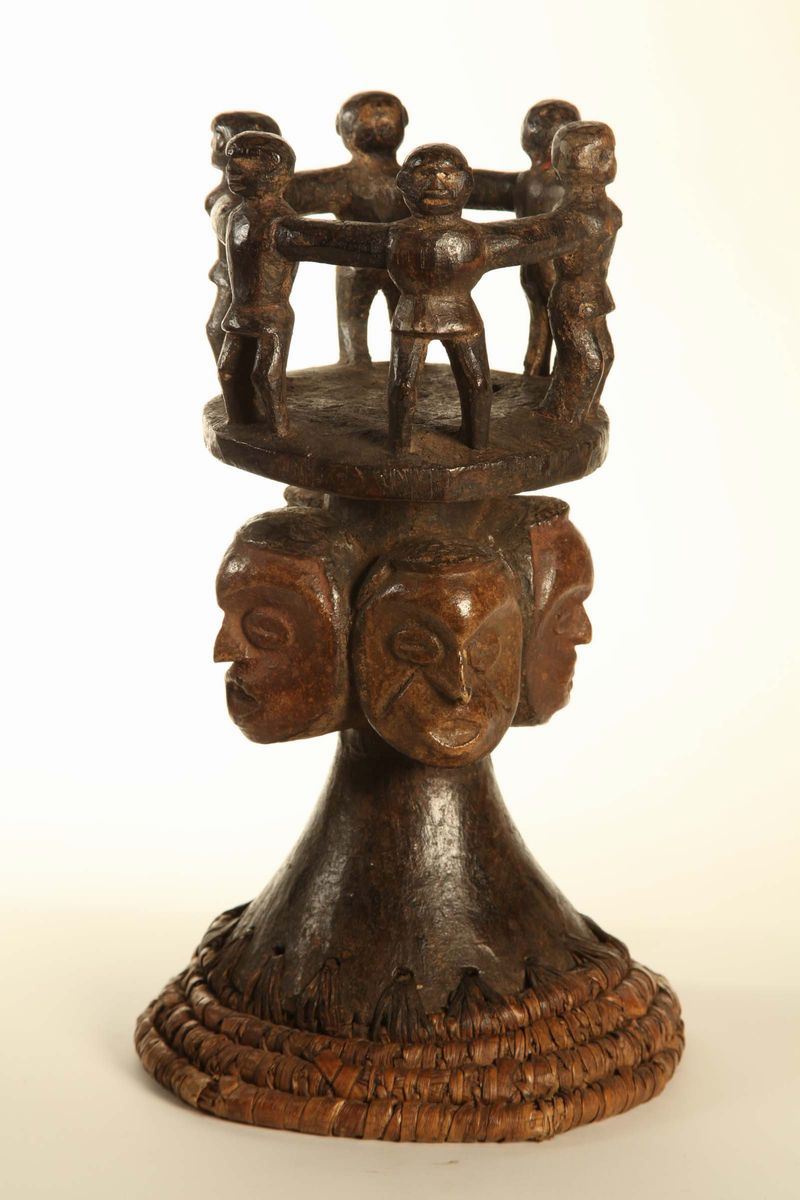 Acconciatura di danza IDOMA (Nigeria)  - Auction African Art - Cambi Casa d'Aste