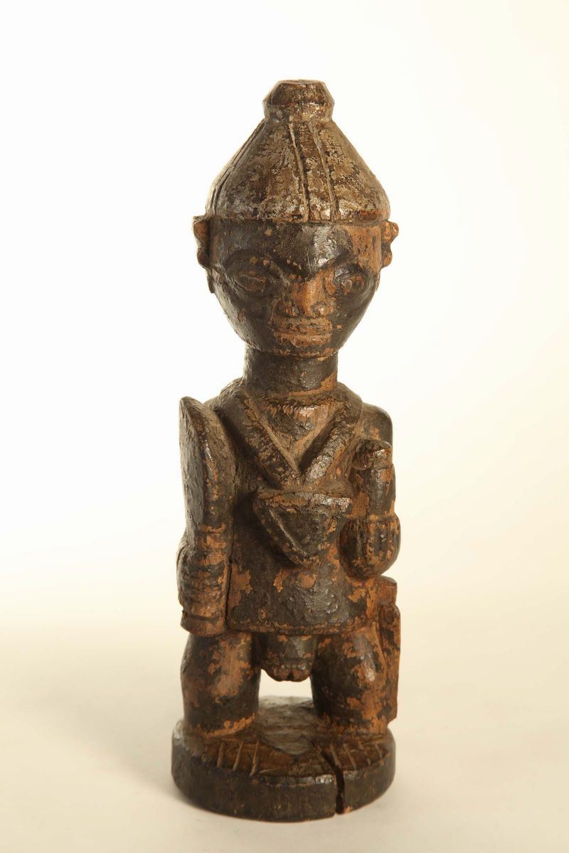 Figura maschile  YORUBA (Nigeria)  - Asta Arte Africana - Cambi Casa d'Aste