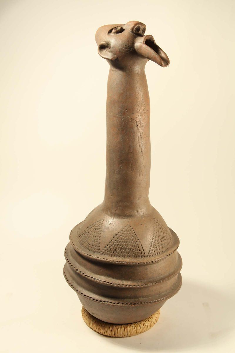 Vaso rituale antropomorfo MAMBILA (Nigeria, regione Gembu)  - Asta Arte Africana - Cambi Casa d'Aste