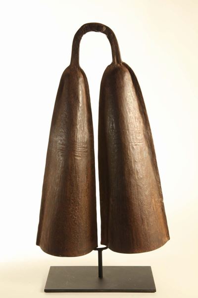 Gong-moneta Yoruba-igbo (nigeria)