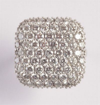 Anello Quadrato Composto da 59 Diamanti per Ct 4,00ca