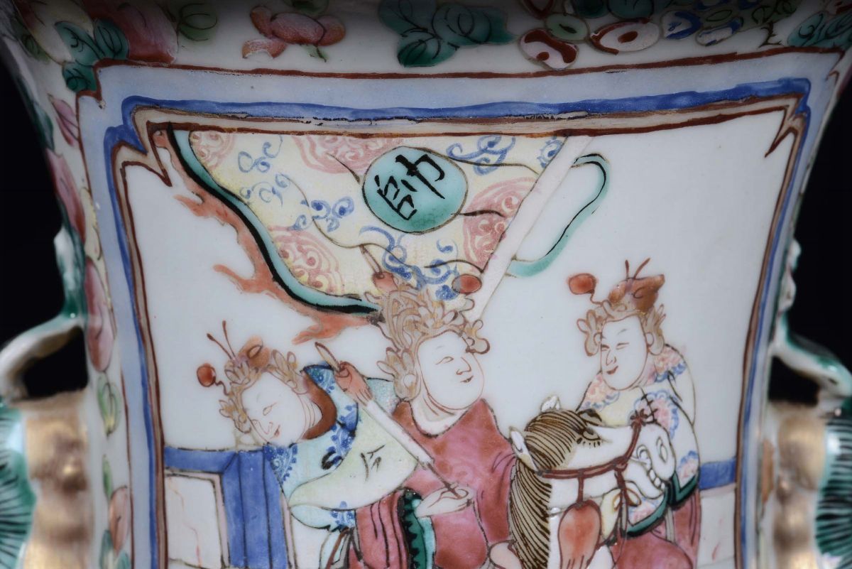 Coppia di Vasi in Porcellana Famiglia Rosa, Cina, Dinastia Qing, XIX Secolo