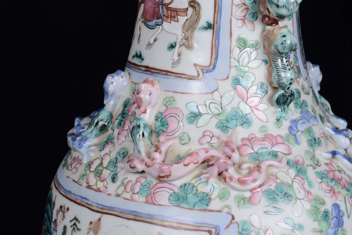 Coppia di Vasi in Porcellana Famiglia Rosa, Cina, Dinastia Qing, XIX Secolo