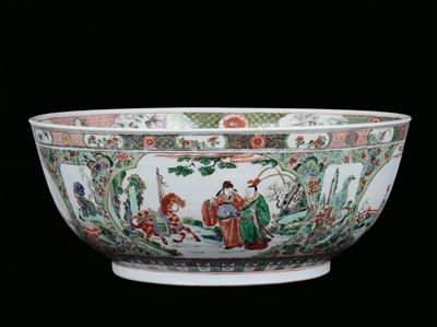 Grande Ciotola in Porcellana Famiglia Verde con Personaggi, Cina, Dinastia Qing, Epoca Kangxi (16...