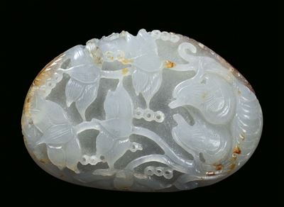 Piccola Giada Bianca e Russet Decorata con Uccelli, Cina, Dinastia Qing, XIX Secolo