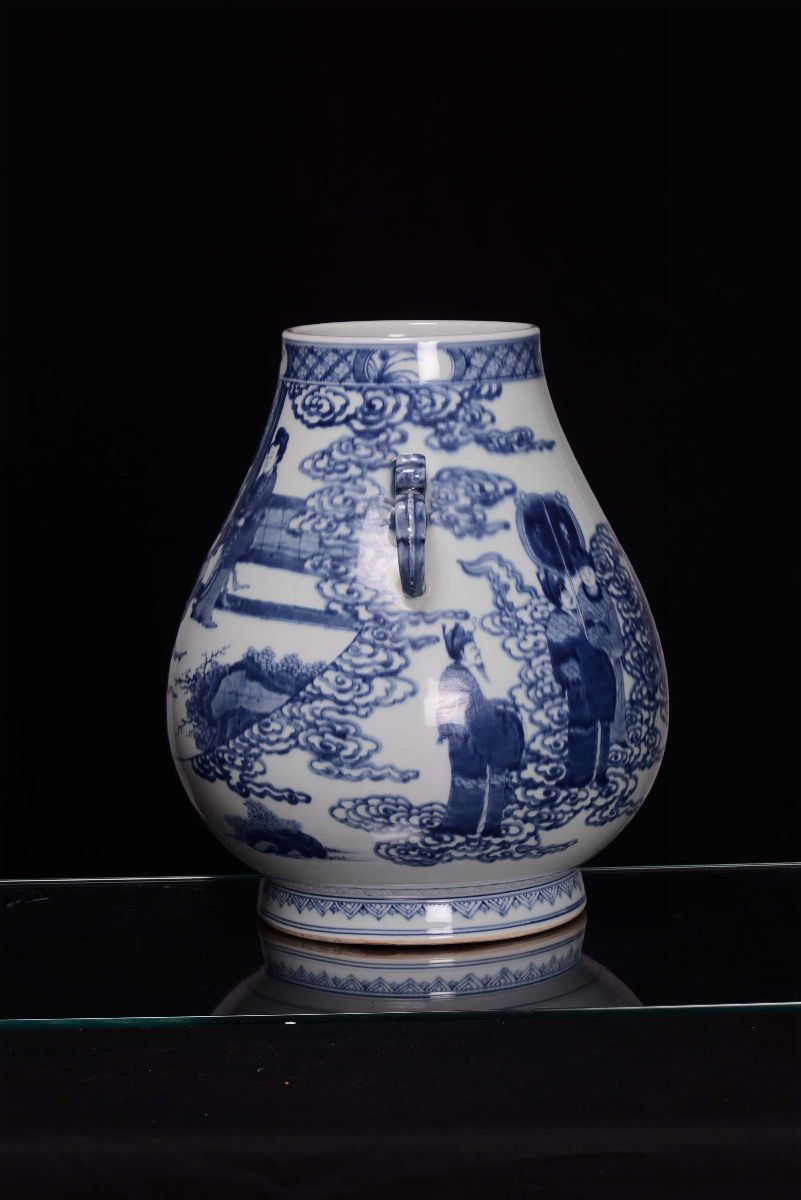 Vaso in Porcellana Bianca e Blu Decorata con Figure Femminili, Cina, Dinastia Qing XIX Secolo