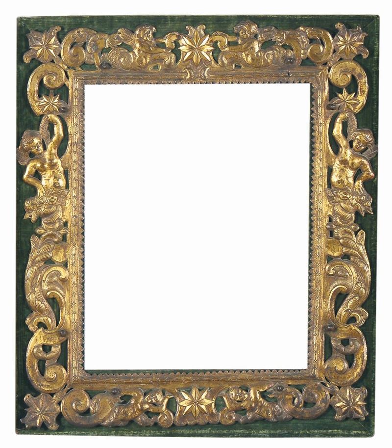 Cornice rivestita in velluto verde con applicazione di rame dorato, Roma XVII secolo  - Auction Antique Frames from 16th to 19th century - Cambi Casa d'Aste