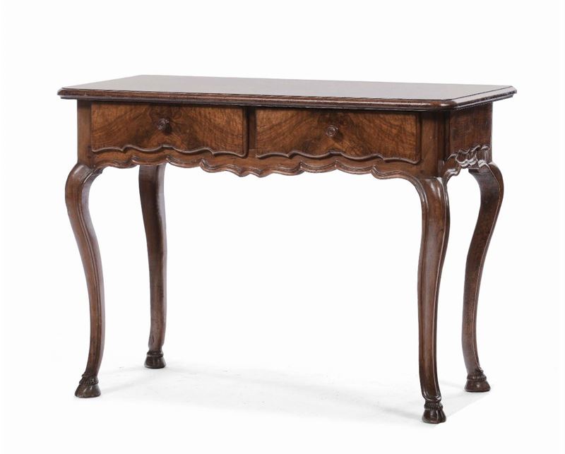 Tavolo console in noce lastronato ed intarsiato, Piemonte XVIII secolo  - Auction Furnishings and Works of Art from Important Private Collections - Cambi Casa d'Aste