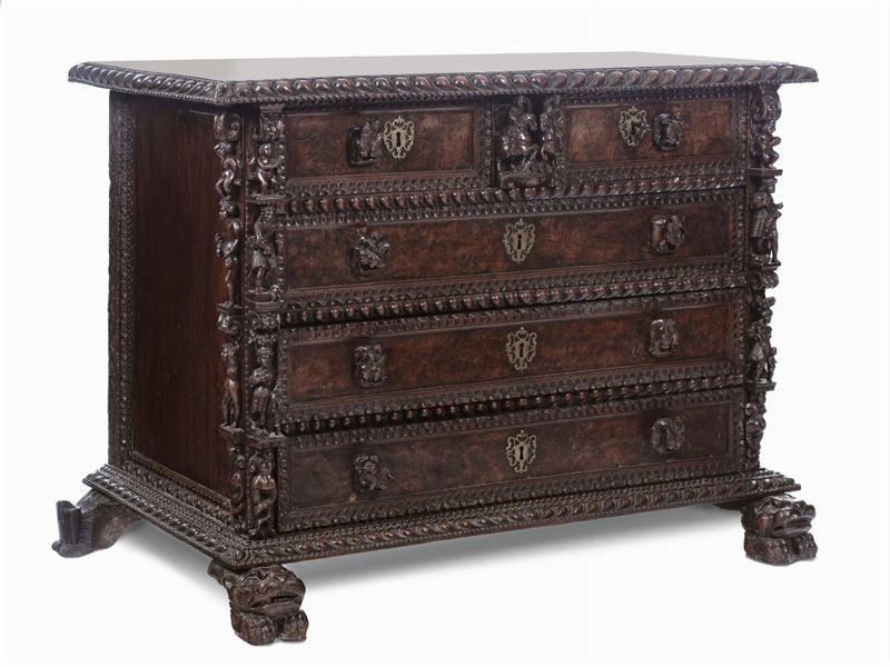 Grande cantarano in noce a bambocci, Genova XVII secolo  - Auction Furnishings and Works of Art from Important Private Collections - Cambi Casa d'Aste