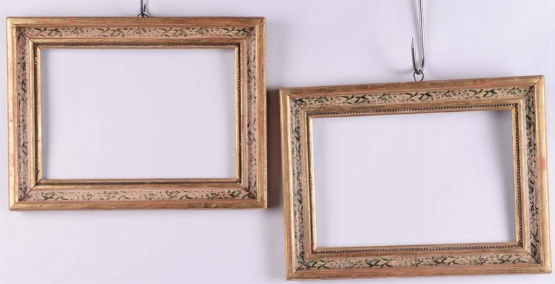 Coppia di piccole cornici laccate e dorate in stile Luigi XVI, XIX secolo  - Auction Antique Frames from 16th to 19th century - Cambi Casa d'Aste