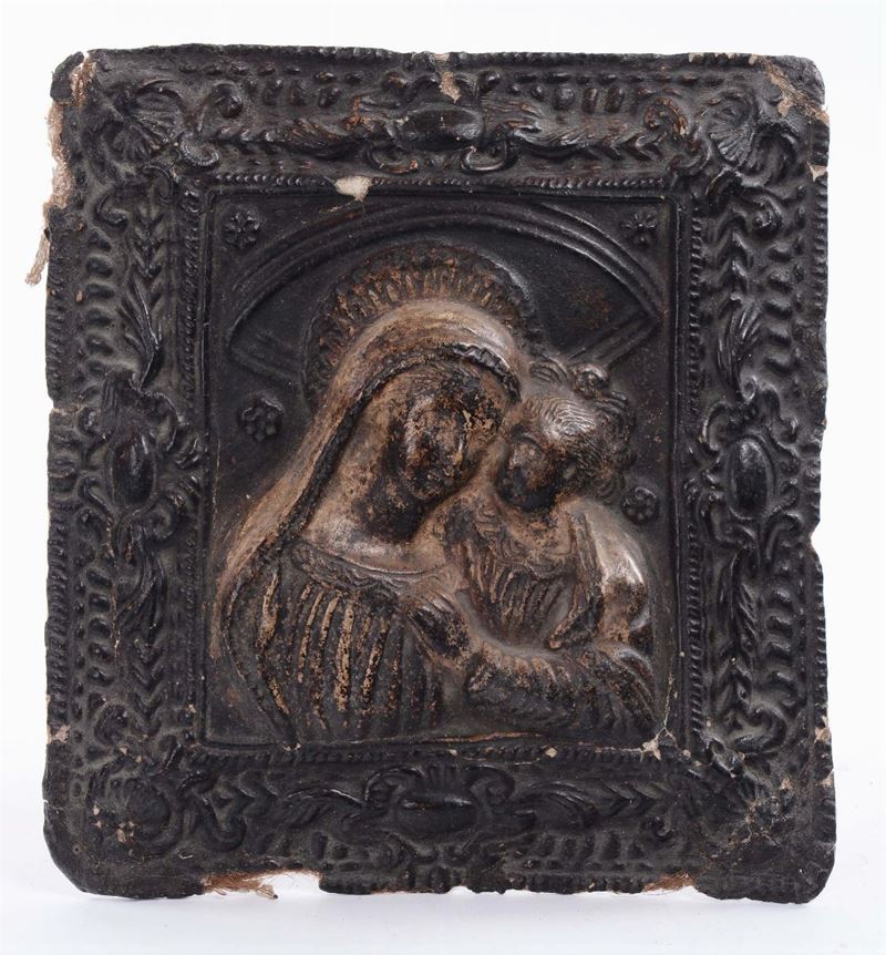 Bassorilievo raffigurante Madonna con Bambino  - Auction Furnishings and Works of Art from Important Private Collections - Cambi Casa d'Aste