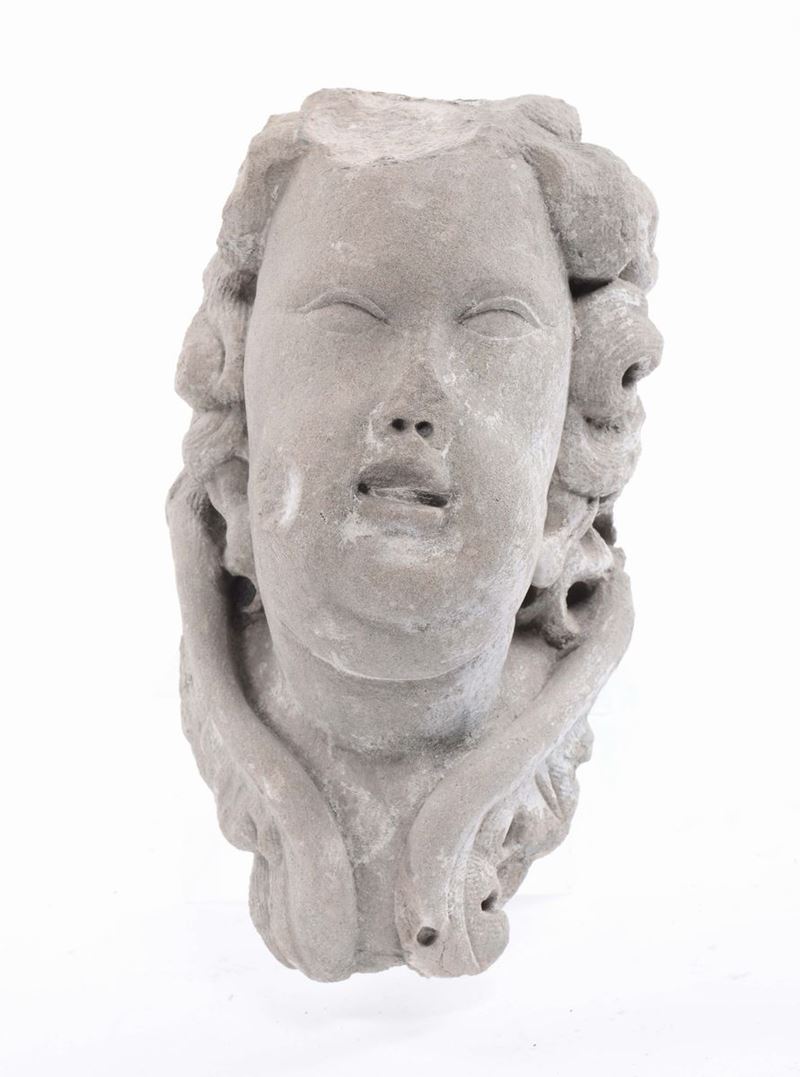 Testa di cherubino in pietra  - Asta Arredi e Oggetti d'Arte da Importanti Collezioni Private - Cambi Casa d'Aste