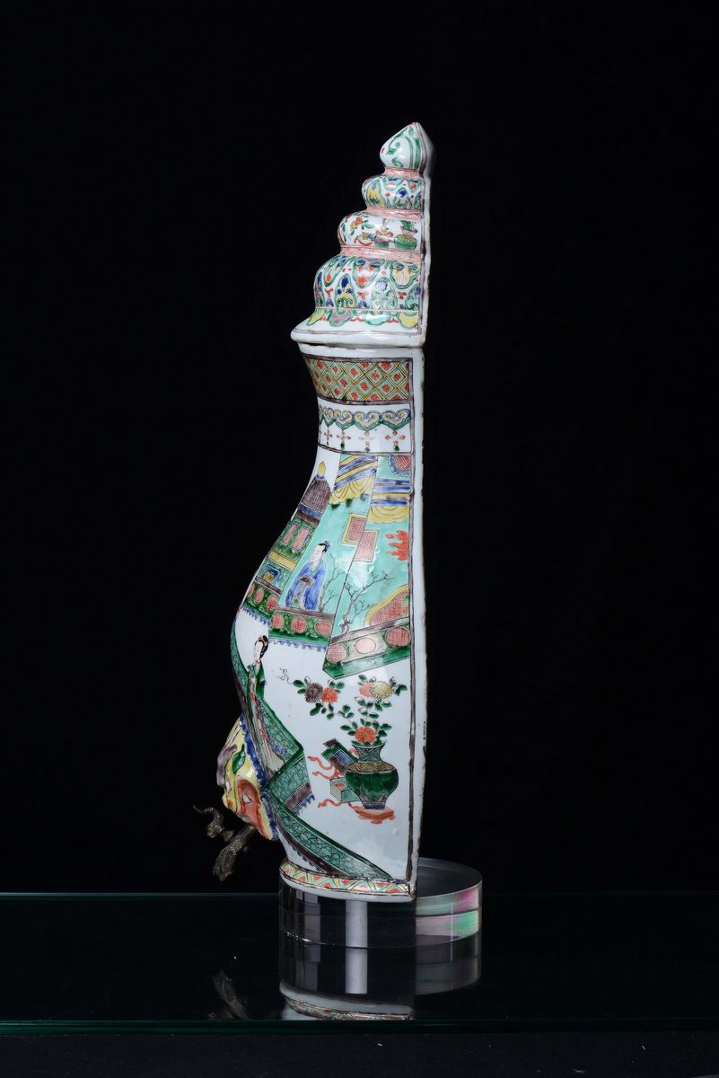 Cisterna in Porcellana Famiglia Verde, Dinastia Qing, Epoca Kangxi (1662-1722)