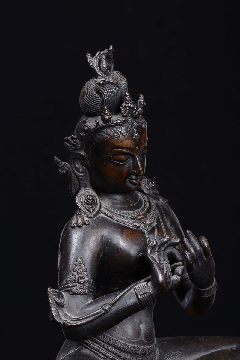 Bodhisattva in Bronzo a Patina Scura, Sud-est Asiatico, Primo Quarto XIX Secolo