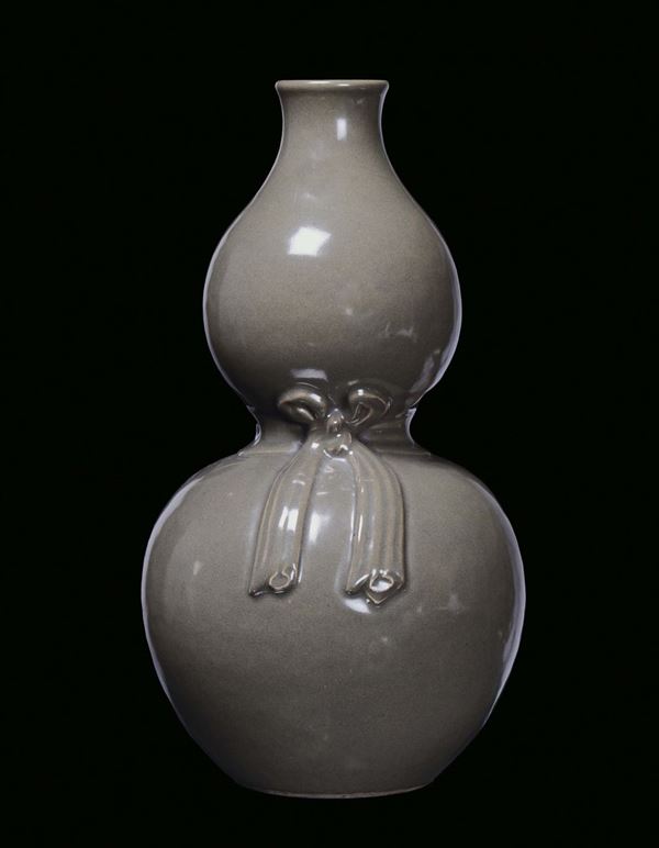 Double pumpkin monochrome green enamelled porcelain vase, China, 19th century