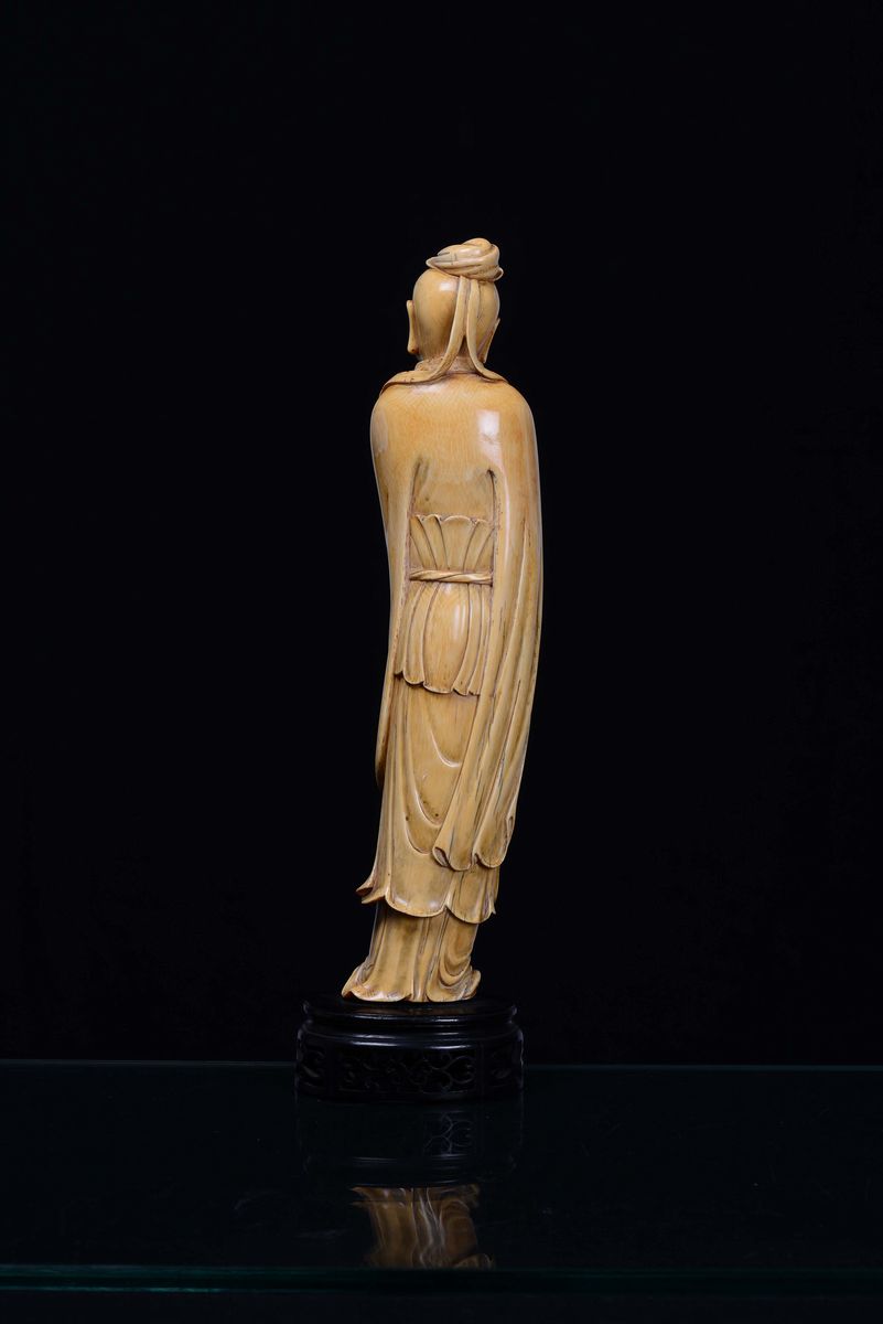 Figura di Saggio in Avorio Scolpito, Cina, Dinastia Ming, XVII Secolo