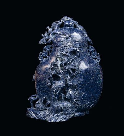 Vaso con Coperchio in Lapislazzulo Scolpito a Motivi Floreali, Cina, Dinastia Qing, XIX Secolo
