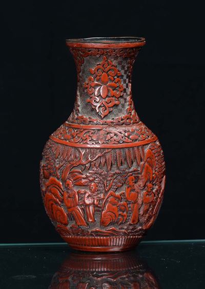 Vaso in Lacca Rossa, Cina XX Secolo