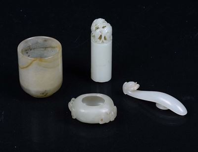 Scodellina, Bicchierino, Sigillo e Fibbia in Giada, Cina XX Secolo