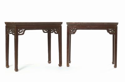 Coppia di Consoles in Legno di Larice, Cina, Dinastia Qing, XIX Secolo