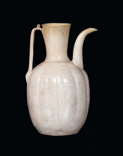 Caffettiera Qingbai in Ceramica Bianca, Dinastia Song (960-1279)