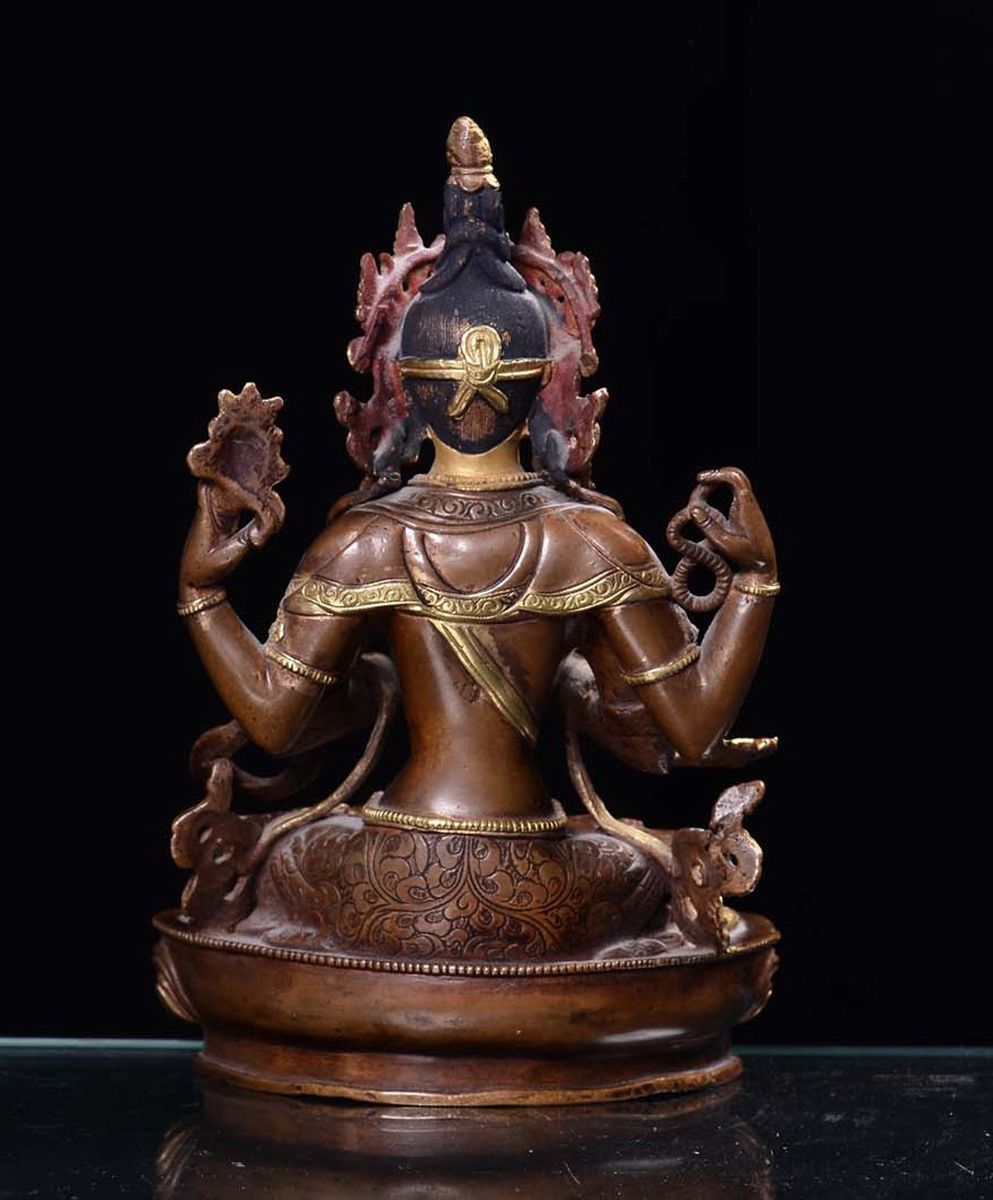 Buddha in Bronzo Dorato e Brunito, Cina XX Secolo