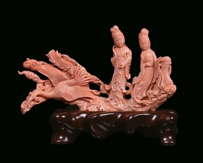 Gruppo in Corallo Rosa con Figure, Cina Inizio XX Secolo