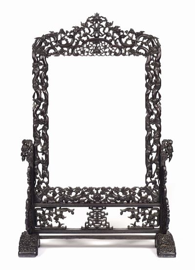 Parafuoco in Legno di Homu Riccamente Intagliato, Cina, Dinastia Qing, XIX Secolo