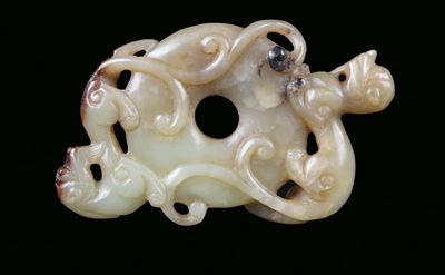 Giada Gialla Raffigurante Disco con Animali, Cina, Dinastia Qing, Periodo Qianlong (1736-1796)