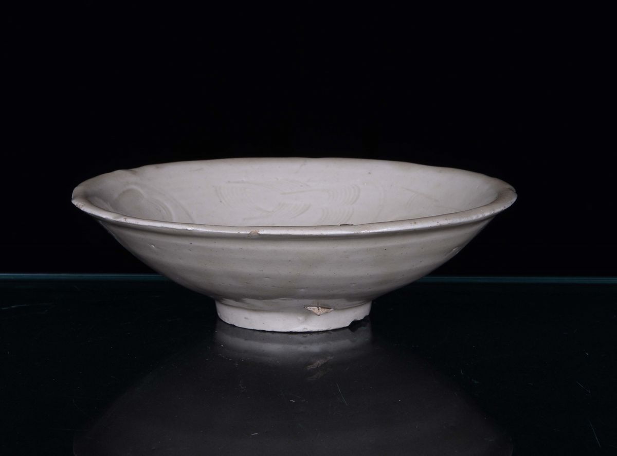 Coppa in Ceramica Qingbai con Disegni a Graffiti, Cina, Dinastia Song (960-1279)