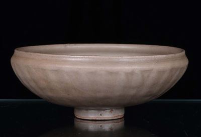 Coppa in Ceramica Celadon Longquan, Cina, Dinastia Song (960-1279)
