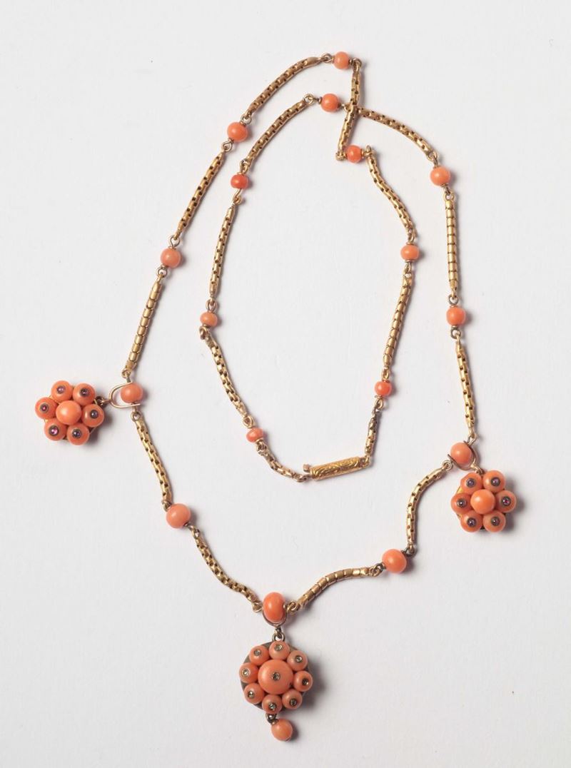 A 19th century coral and gold necklace  - Auction Silver, Ancient and Contemporary Jewels - Cambi Casa d'Aste