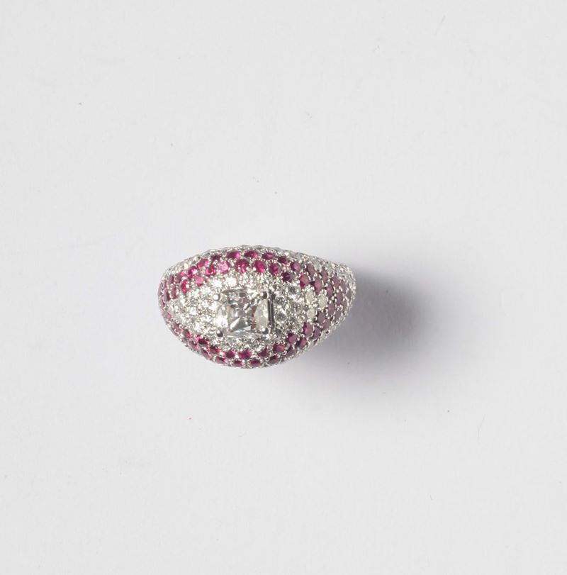 A princess-cut diamond and pavé of diamond and ruby ring  - Auction Silver, Ancient and Contemporary Jewels - Cambi Casa d'Aste