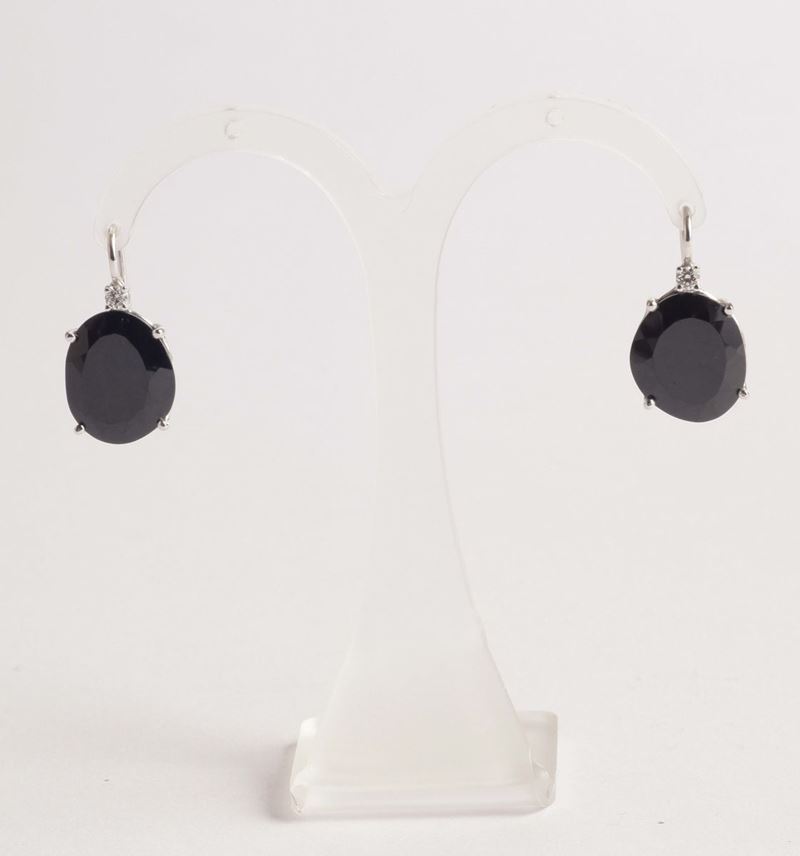 A pair of onix and diamond earrings  - Auction Silver, Ancient and Contemporary Jewels - Cambi Casa d'Aste