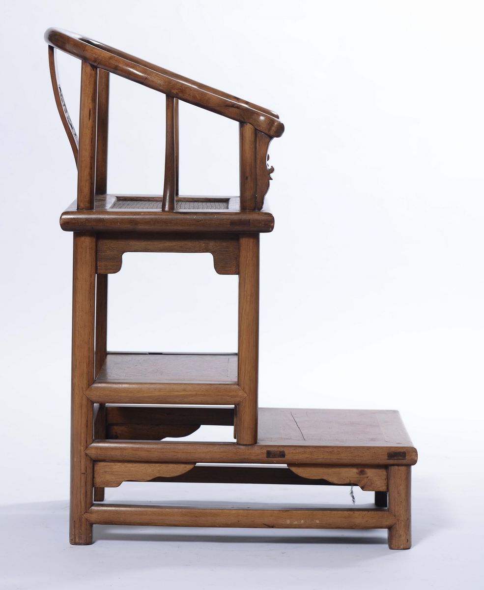 Poltroncina in Legno di Homu, Cina, Dinastia Qing, XIX Secolo
