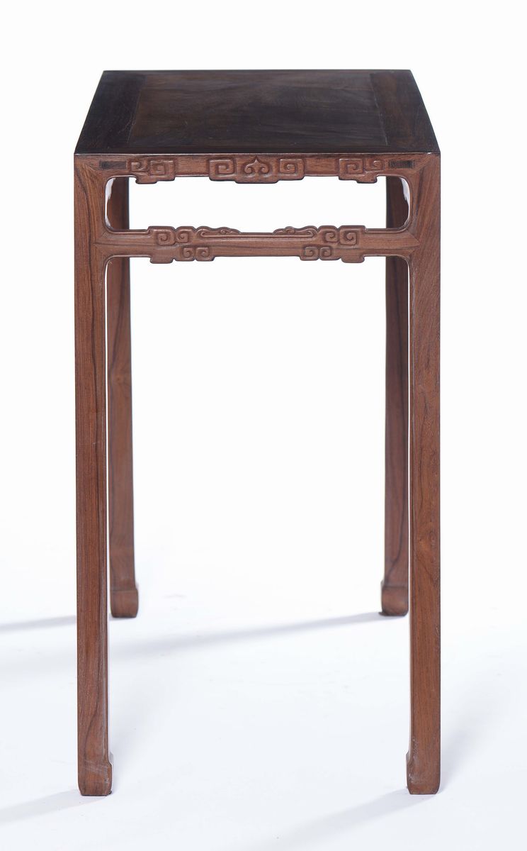 Console in Legno di Homu, Cina, Dinastia Qing, XIX Secolo