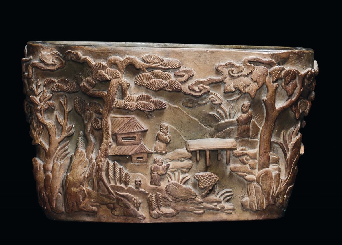 Vaso in Ceramica Monocroma con Decori a Rilievo Raffiguranti Figure con Nuvole, Cina XIX Secolo