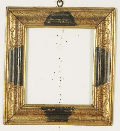 Cornice Laccata e Dorata. Marche XVIII Secolo