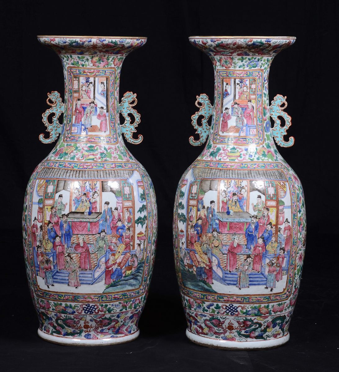 Coppia di Vasi in Porcellana Famiglia Rosa, Cina, Dinastia Qing,inizio XIX Secolo