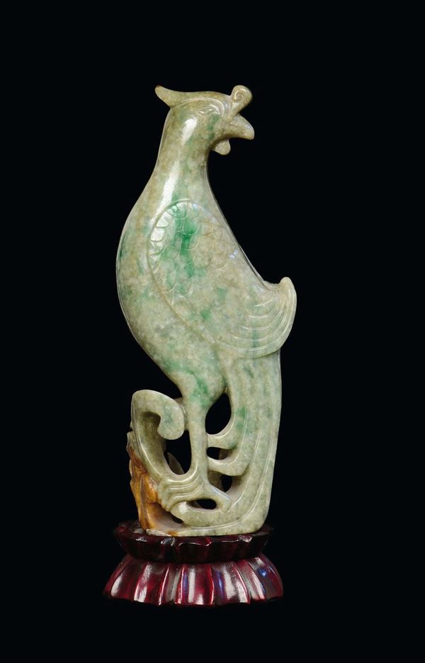 A jadeite sculpture representing a parrot, China, Qing Dynasty, 19th century 