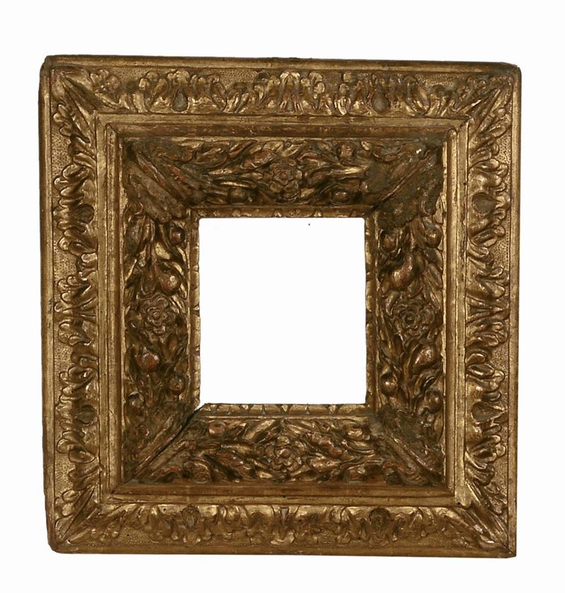 Cornice interamente intagliata e dorata, Piemonte XVII secolo  - Auction Antique Frames from 16th to 19th century - Cambi Casa d'Aste