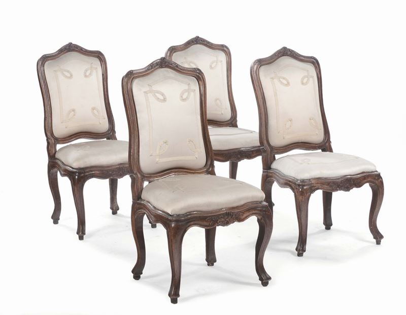 Quattro sedie Luigi XV in noce, Genova XVIII secolo  - Asta Arredi e Oggetti d'Arte da Importanti Collezioni Private - Cambi Casa d'Aste