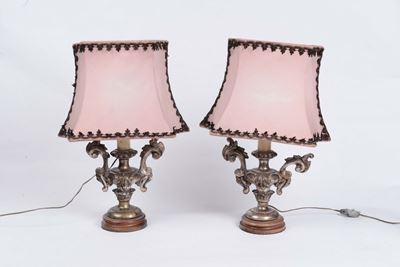 Coppia di Vasetti in Legno Intagliato e Argentato, XIX Secolo