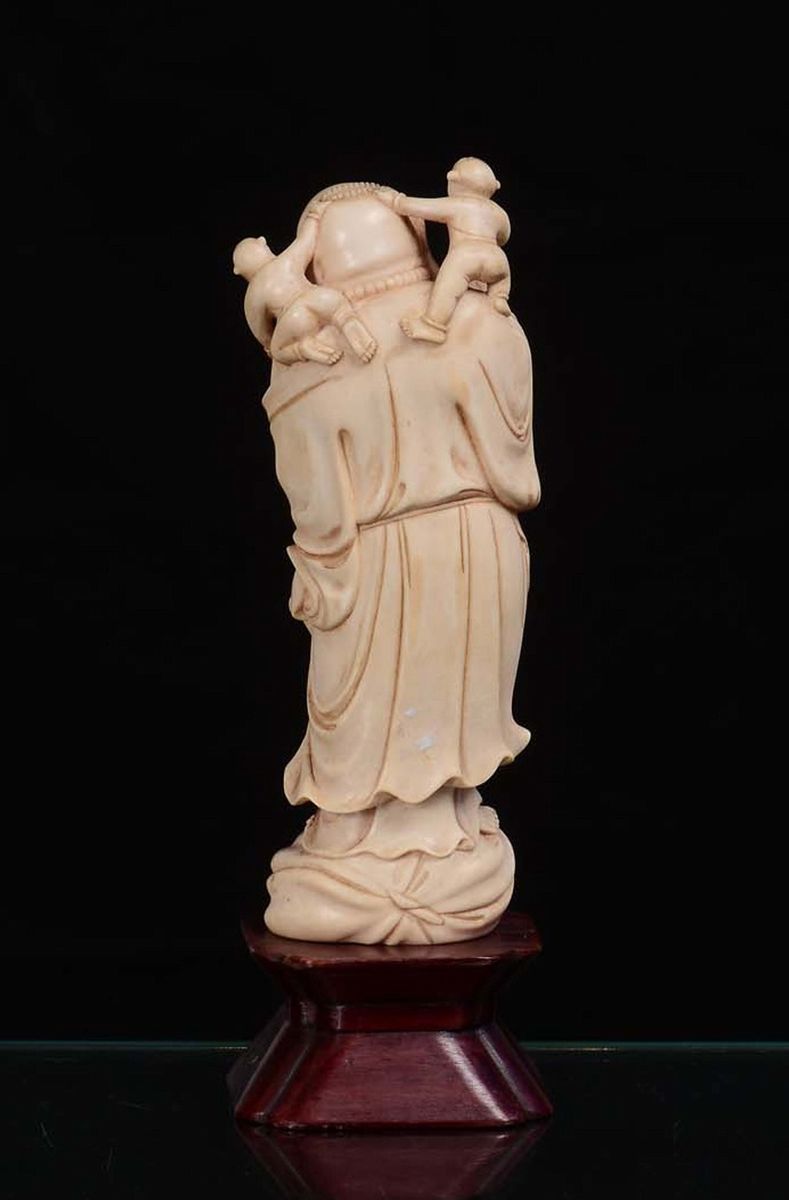 Statuina Raffigurante Buddha in Avorio, Cina Fine XIX Secolo