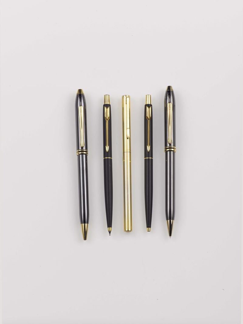 A lot containing 5 pens - Cross, Aurora and Parker. Two pencils and three ballpoint pens  - Auction Fine Jewels - Cambi Casa d'Aste