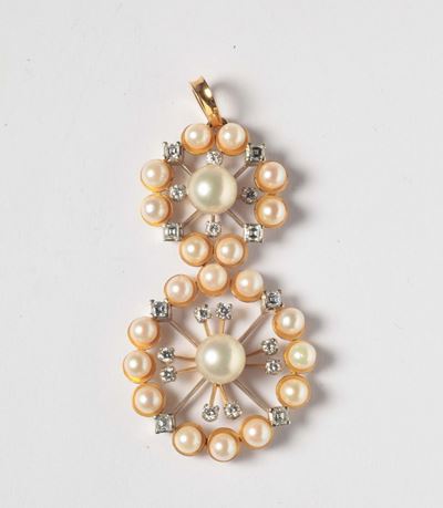 Pendente con Perle Coltivate e Diamanti Taglio Princess e a Brillante